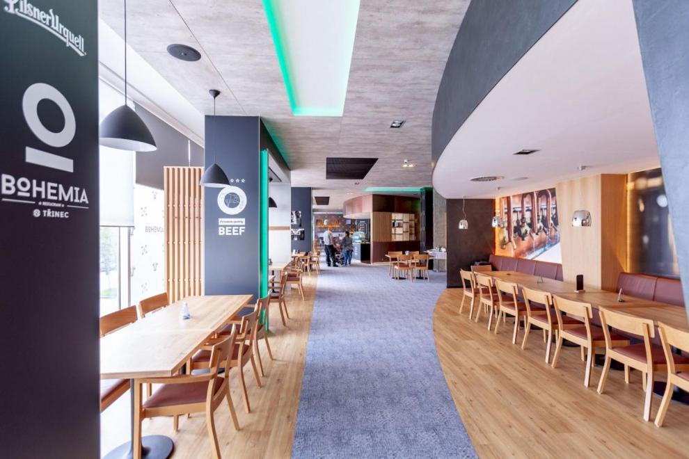 Steelhouse Hotel Trinec Luaran gambar