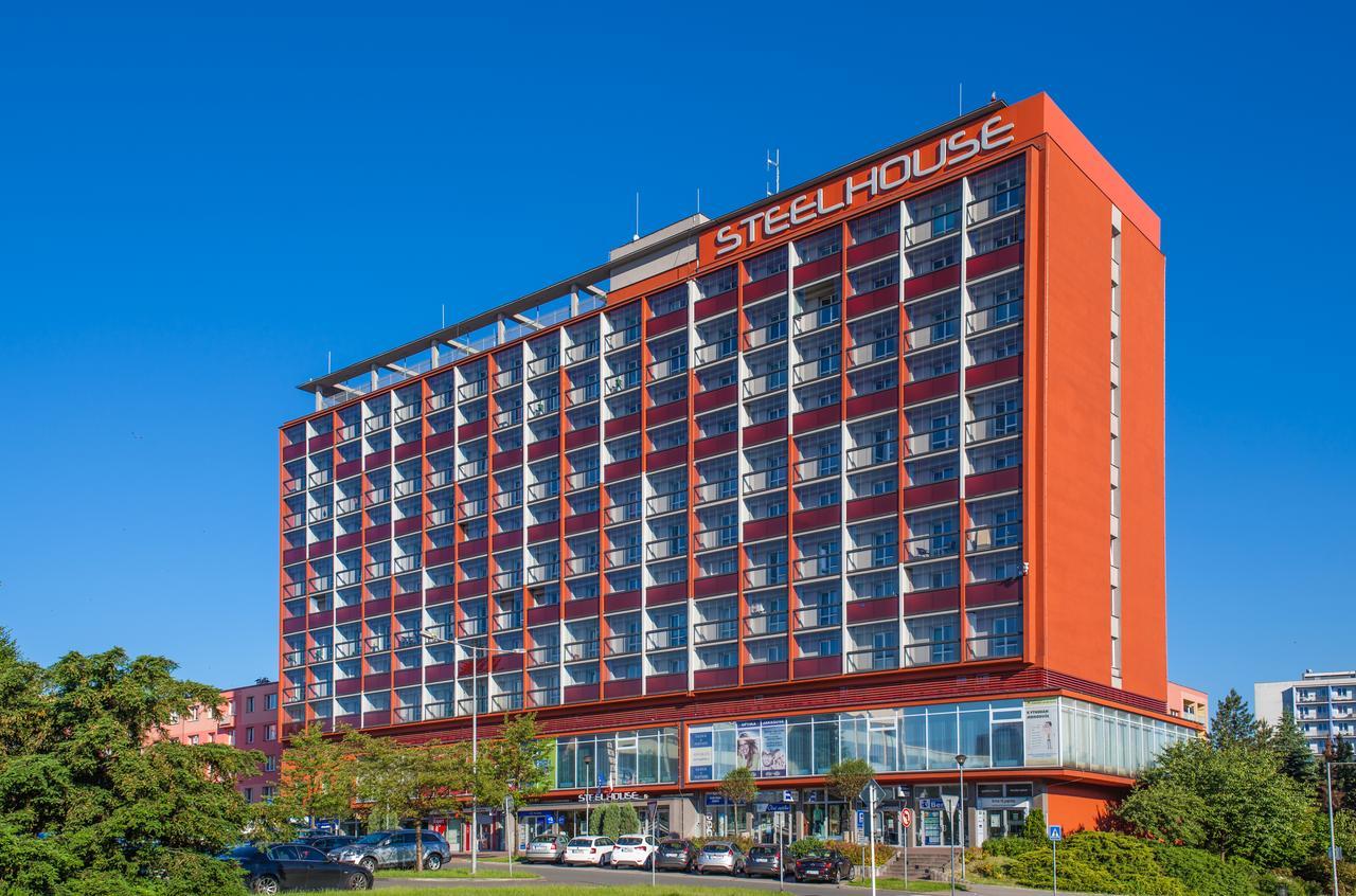 Steelhouse Hotel Trinec Luaran gambar