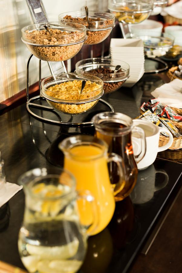 Steelhouse Hotel Trinec Luaran gambar