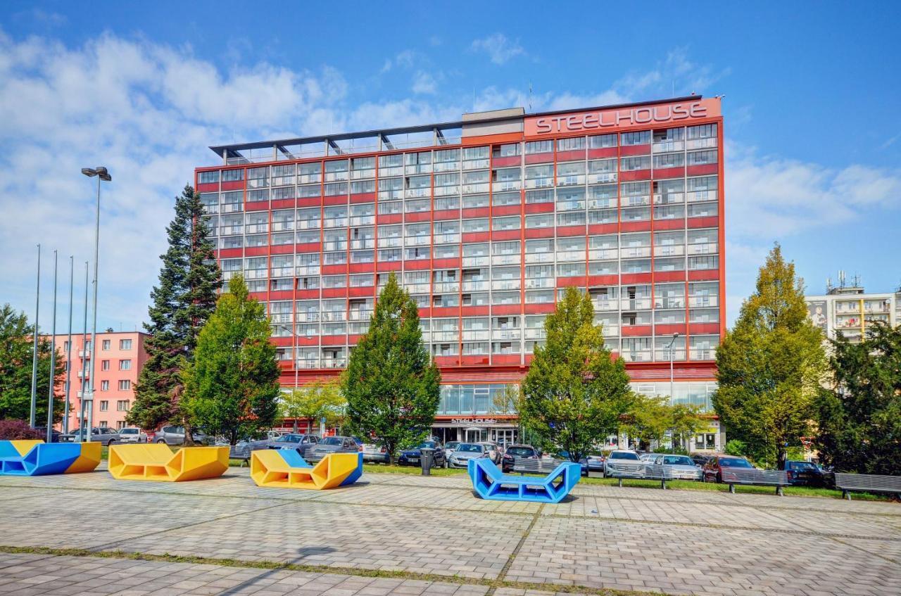 Steelhouse Hotel Trinec Luaran gambar